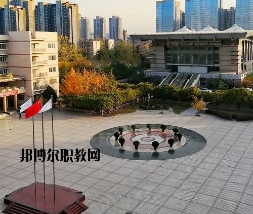 鄭州商貿(mào)管理學校2021年報名條件、招生對象