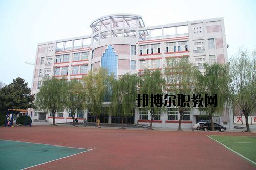 漯河第一中等專業(yè)學校地址在哪里