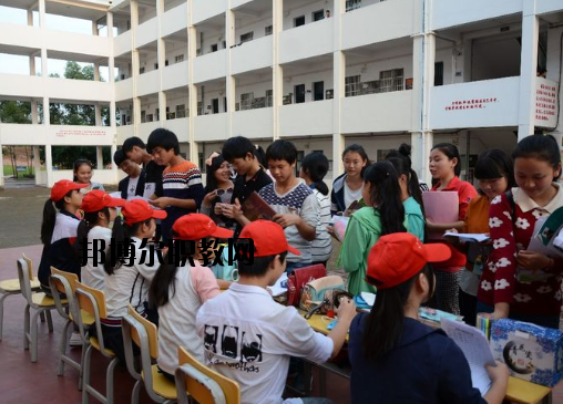 贛縣職業(yè)中等專業(yè)學(xué)校2020年報(bào)名條件、招生要求、招生對(duì)象