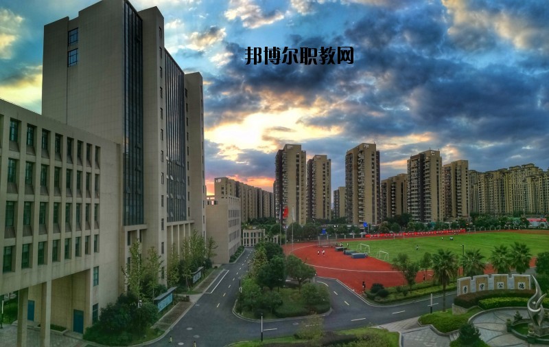 余杭區(qū)塘棲職業(yè)學(xué)校2020年報(bào)名條件、招生要求、招生對(duì)象