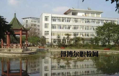 宜賓商業(yè)職業(yè)中等專業(yè)學校2020年報名條件、招生要求、招生對象