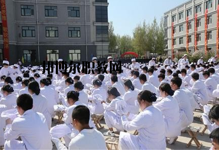 焦作護(hù)理學(xué)校2021年報(bào)名條件、招生要求、招生對(duì)象