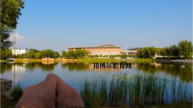 荊門(mén)技師學(xué)院怎么樣、好不好