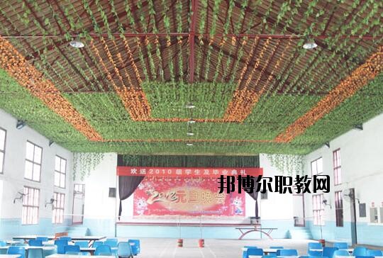 孝感第二技工學(xué)校2020年報(bào)名條件、招生要求、招生對(duì)象