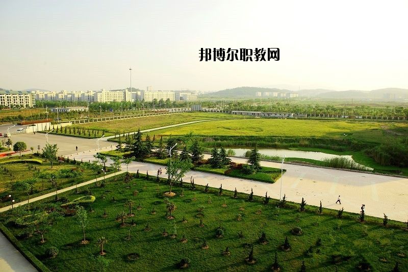 云夢中等職業(yè)技術學校2020年報名條件、招生要求、招生對象