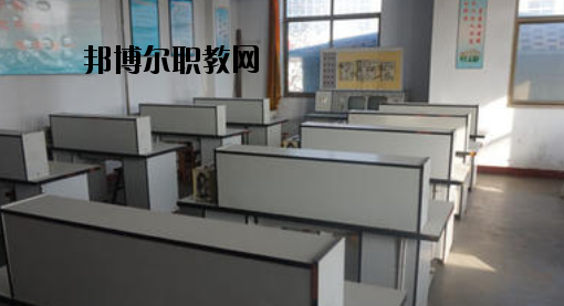 保定富昌中專學(xué)校2020年報名條件、招生要求、招生對象 