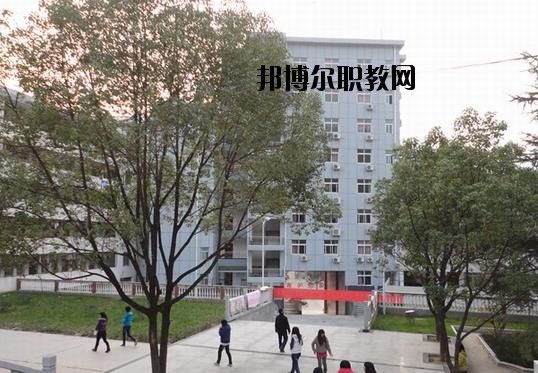 ?？德毥讨行膶W(xué)校2020年宿舍條件