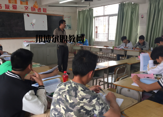 肇慶交通技工學(xué)校2020年報(bào)名條件、招生要求、招生對(duì)象