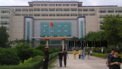 梅州技師學(xué)院2020年報(bào)名條件、招生要求、招生對象