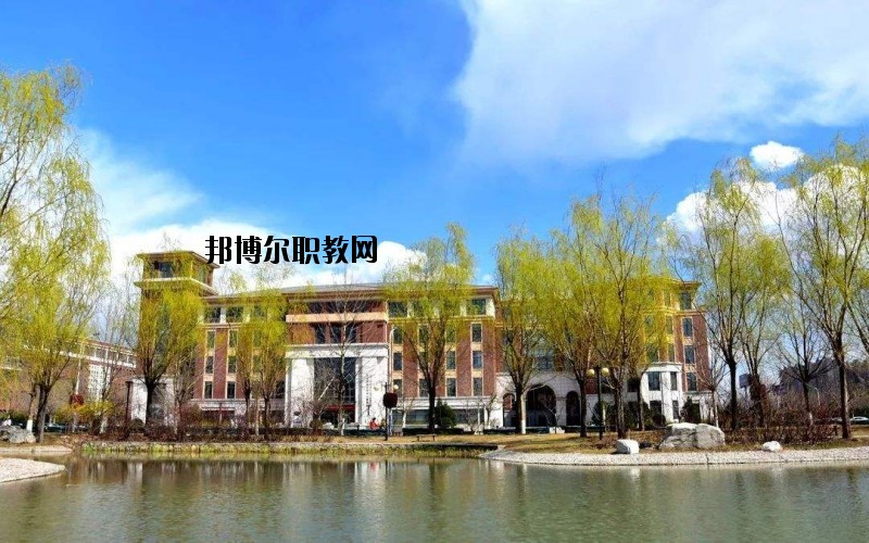 京山衛(wèi)生學校2020年報名條件、招生要求、招生對象