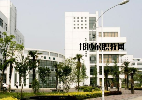 江西建設(shè)工程學(xué)校怎么樣、好不好