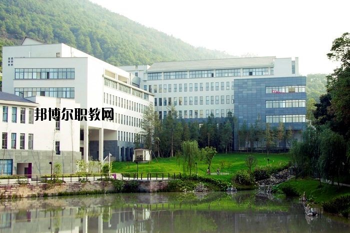 京山職教中心怎么樣、好不好