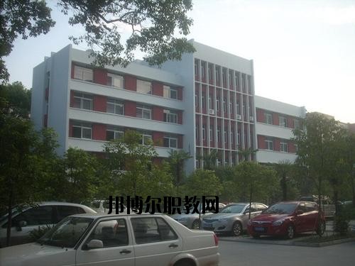 南充運(yùn)輸工程職業(yè)學(xué)校2020年有哪些專(zhuān)業(yè)