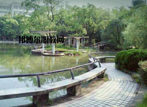 南昌經(jīng)濟管理學(xué)校2020年報名條件、招生要求、招生對象