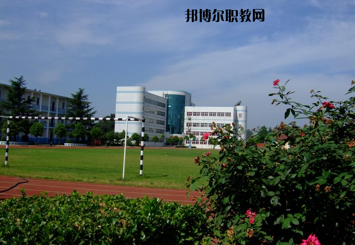 南陽(yáng)建筑工程學(xué)校2021年報(bào)名條件、招生要求、招生對(duì)象