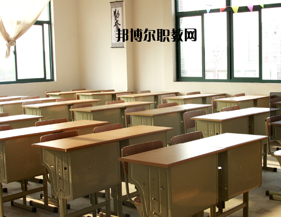 蕪湖機(jī)電學(xué)校2020年報名條件、招生要求、招生對象