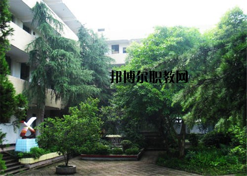 內江求是職業(yè)技術學校怎么樣、好不好