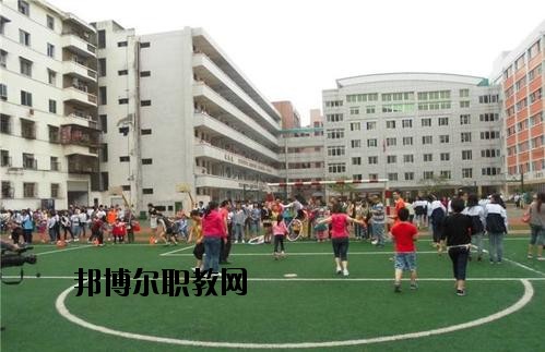 三臺縣文武職業(yè)技術(shù)學校2020年報名條件、招生要求、招生對象