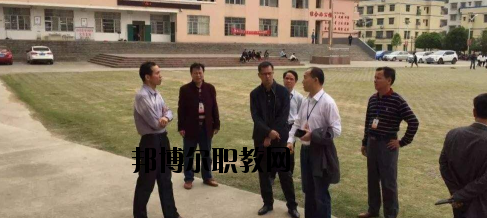 富川職業(yè)技術(shù)學(xué)校2020年報(bào)名條件、招生要求、招生對(duì)象 