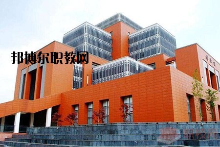 綿竹職業(yè)中專學校2020年報名條件、招生要求、招生對象