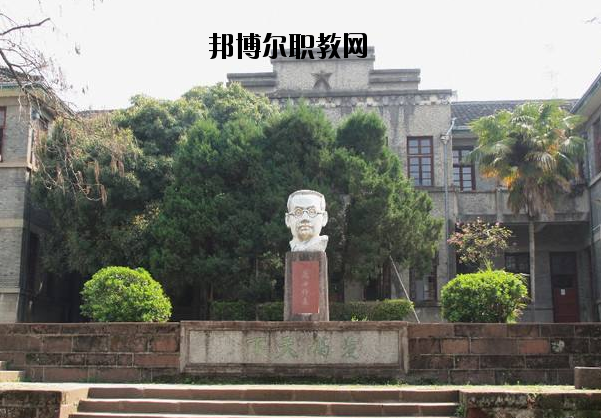 徽州師范學(xué)校怎么樣、好不好