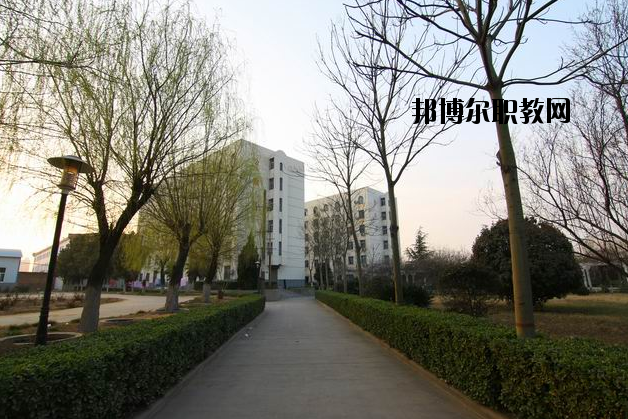 河南洛陽經(jīng)濟學(xué)校怎么樣、好不好