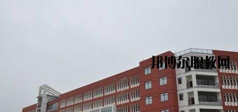 桂東衛(wèi)生學(xué)校2020年報名條件、招生要求、招生對象 