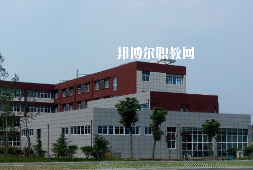 天長工業(yè)學(xué)校2020年報(bào)名條件、招生要求、招生對(duì)象