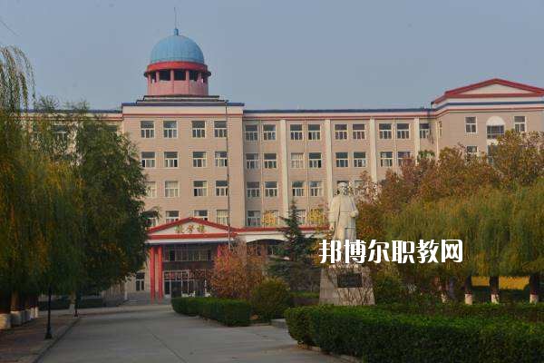 南陽廣播電視中等專業(yè)學(xué)校2021年報(bào)名條件、招生要求、招生對象