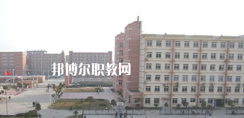 南寧九三中等職業(yè)學(xué)校2020年報(bào)名條件、招生要求、招生對(duì)象