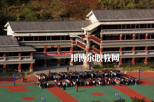 四川石棉職業(yè)高級中學(xué)怎么樣、好不好