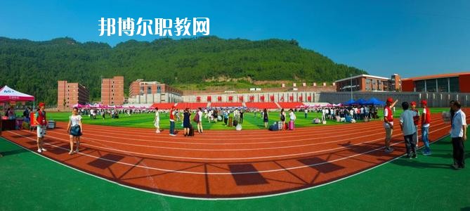 通江縣職業(yè)高級中學(xué)2020年報名條件、招生要求、招生對象