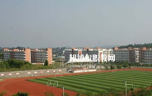 湛江市工商職業(yè)技術(shù)學(xué)校2020年報(bào)名條件、招生要求、招生對(duì)象