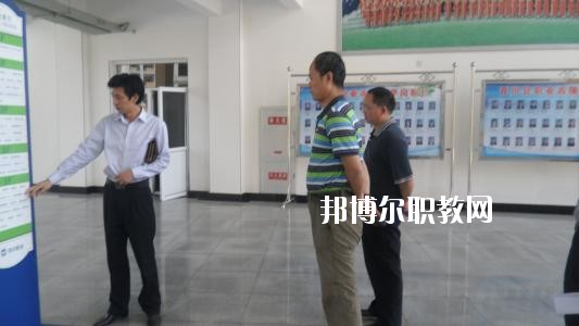 蘆山縣職業(yè)高級(jí)中學(xué)2020年報(bào)名條件、招生要求、招生對(duì)象