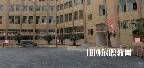 貴州航空工業(yè)技師學(xué)院樂灣校區(qū)怎么樣、好不好