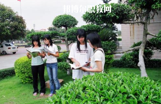 廣州市番禺區(qū)職業(yè)技術(shù)學(xué)校2020年報名條件、招生要求、招生對象