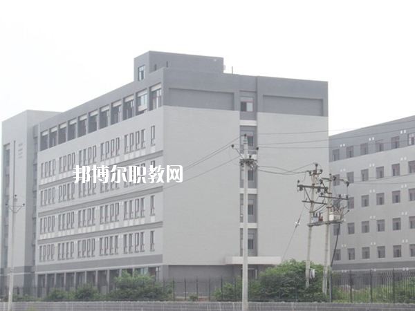河南女子職業(yè)學(xué)院中專部2021年學(xué)費(fèi)、收費(fèi)多少
