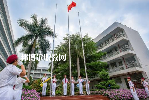 深圳市龍崗職業(yè)技術(shù)學(xué)校2020年報名條件、招生要求、招生對象