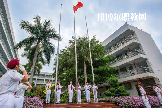 深圳市龍崗職業(yè)技術(shù)學校地址在哪里