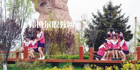 慶陽女子職業(yè)學(xué)校2020年報名條件、招生要求、招生對象