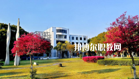 江西2020年哪些大專(zhuān)的鐵路學(xué)校比較好
