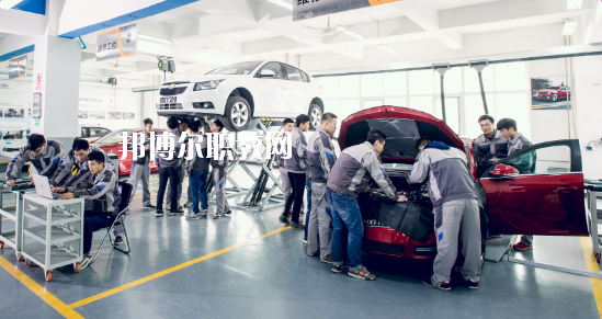 廣東2020年初中生報(bào)什么汽修學(xué)校最好