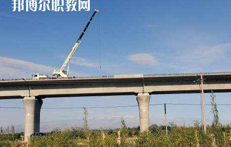 甘肅2020年初中生報什么高鐵學校