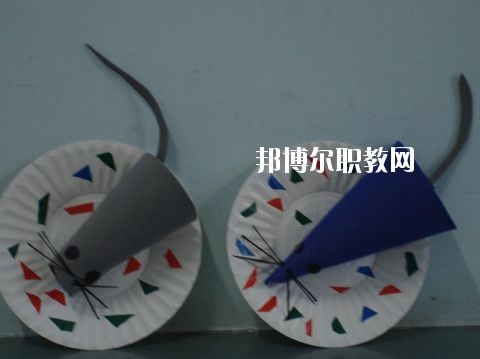 四川2020年女生學什么幼師學校好
