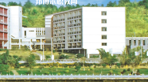 梅州藝術(shù)學(xué)校2020年報(bào)名條件、招生要求、招生對(duì)象