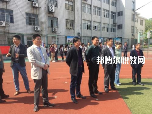長垣縣職業(yè)中等專業(yè)學校2021年報名條件、招生要求、招生對象