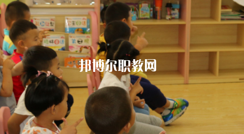 貴州2020年現(xiàn)在幼師學校學什么專業(yè)好