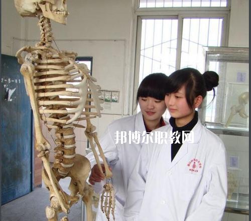 四川2020年初中生讀什么衛(wèi)校最好