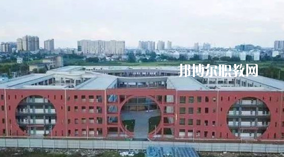 馬鞍山幼兒師范學(xué)校2020年報名條件、招生要求、招生對象