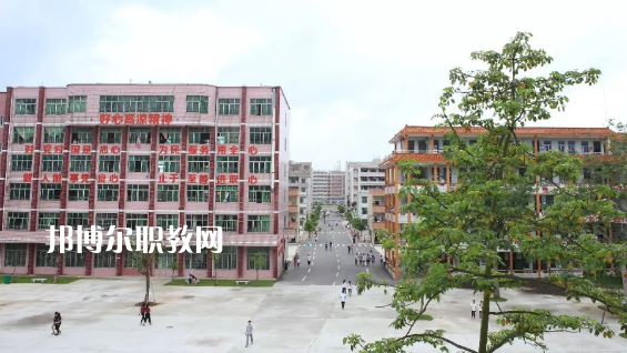 高州第一職業(yè)技術(shù)學(xué)校2020年報名條件、招生要求、招生對象